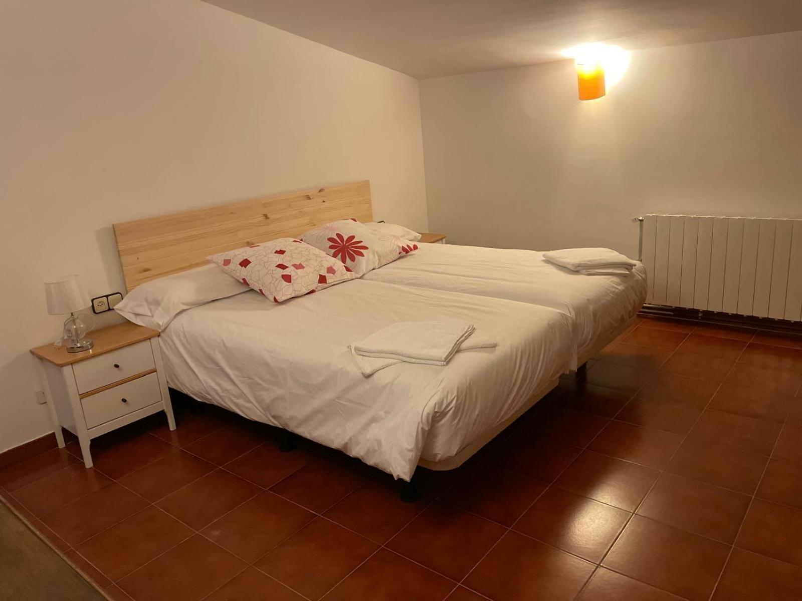 Casa Rural El Bruguer Vell Santa Eulalia de Ronsana ภายนอก รูปภาพ