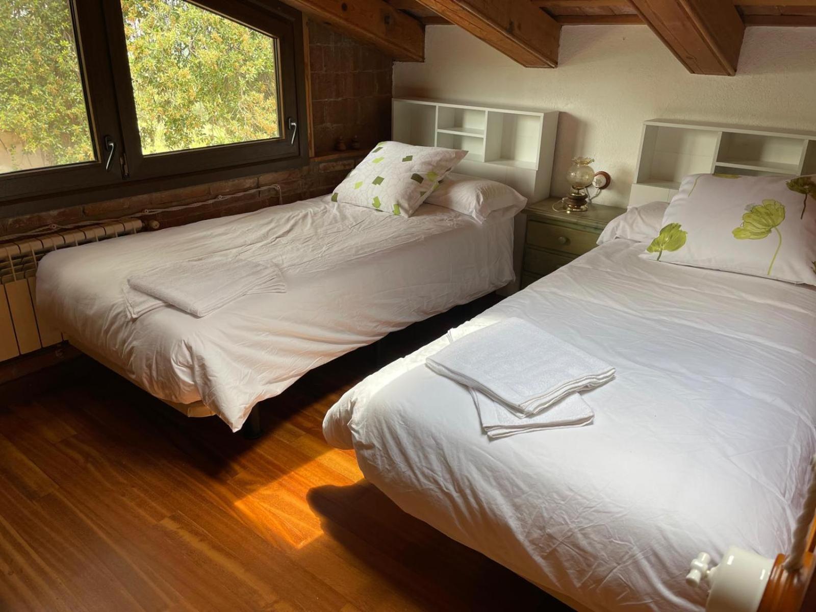 Casa Rural El Bruguer Vell Santa Eulalia de Ronsana ภายนอก รูปภาพ