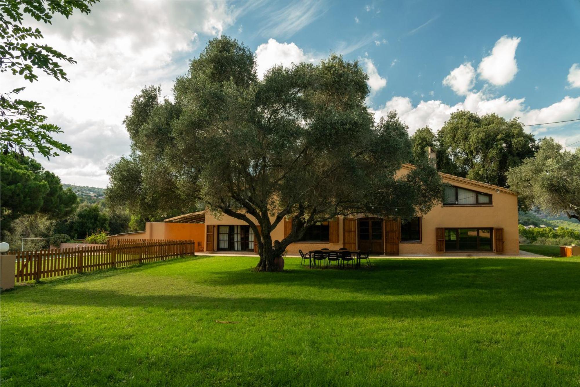 Casa Rural El Bruguer Vell Santa Eulalia de Ronsana ภายนอก รูปภาพ